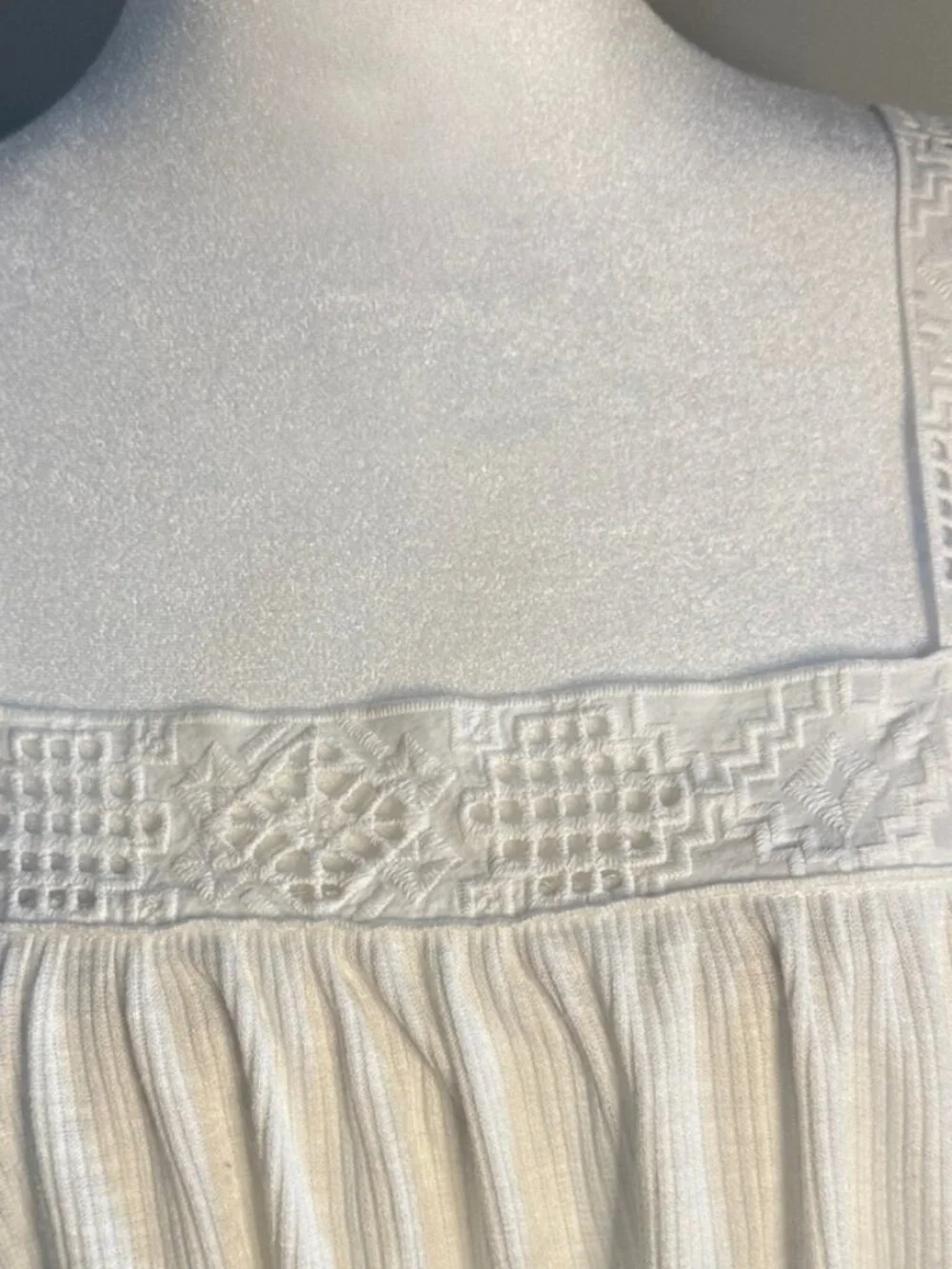 White Embroidered Square-Neck Camisole Top - Picture 2 of 3